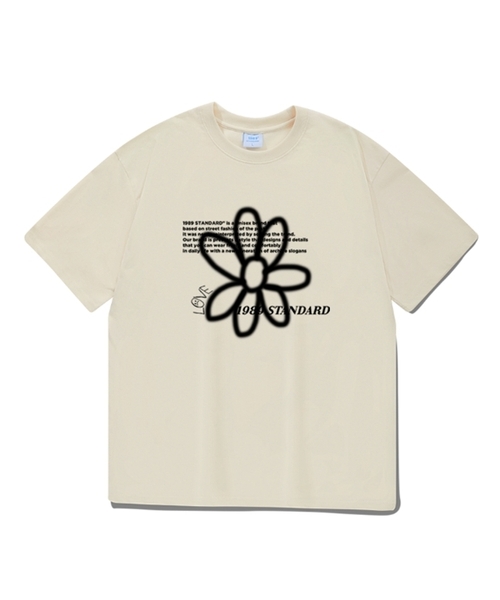 1989STANDARD(1989スタンダード)の「BW FLOWER クールコットンオーバーサイズ半袖(SISSTD-0034) S(Tシャツ/カットソー・レディース・ブルー/ブラック/アイボリー/ホワイト/ライトグレー/ネイビー・MEDIUM/LARGE/X-LARGE)」の3枚目の写真