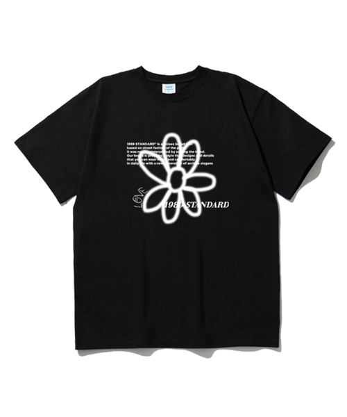 1989STANDARD(1989スタンダード)の「BW FLOWER クールコットンオーバーサイズ半袖(SISSTD-0034) S(Tシャツ/カットソー・レディース・ブルー/ブラック/アイボリー/ホワイト/ライトグレー/ネイビー・MEDIUM/LARGE/X-LARGE)」の4枚目の写真