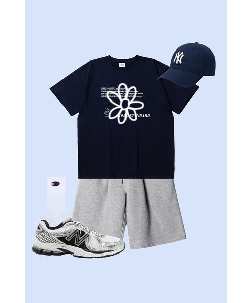 1989STANDARD(1989スタンダード)の「BW FLOWER クールコットンオーバーサイズ半袖(SISSTD-0034) S(Tシャツ/カットソー・レディース・ブルー/ブラック/アイボリー/ホワイト/ライトグレー/ネイビー・MEDIUM/LARGE/X-LARGE)」の8枚目の写真