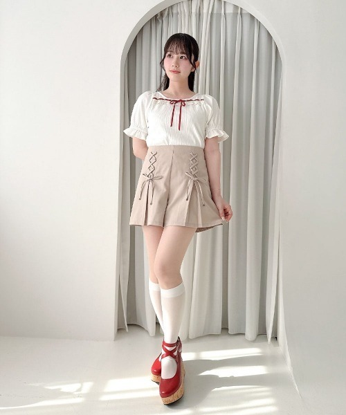 F i.n.t(フィント)の「ダブルレースアップショートパンツ(その他パンツ・レディース・ネイビー/ベージュ・FREE)」の10枚目の写真