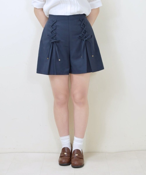 F i.n.t(フィント)の「ダブルレースアップショートパンツ(その他パンツ・レディース・ネイビー/ベージュ・FREE)」の15枚目の写真
