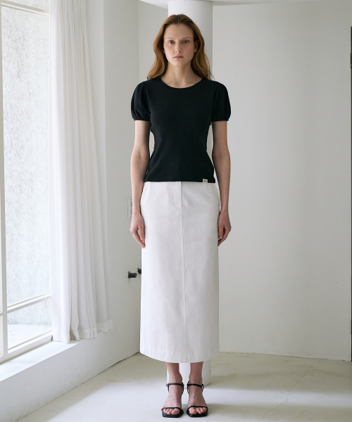DEHEVE（デヘヴェ）の「Label Point Puff T-shirt [Black]（Tシャツ/カットソー・レディース・ブラック・OS）」の4枚目の写真