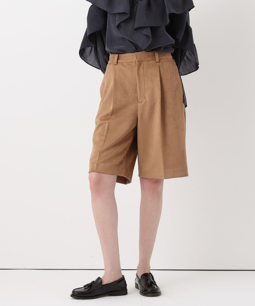 allureville(アルアバイル)の「フェイクスェードショートパンツ(その他パンツ・レディース・ブラウン/キャメル・2/1)」の1枚目の写真