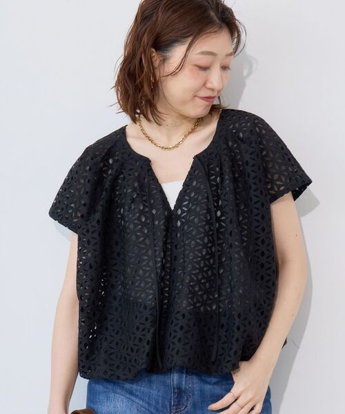 le.coeur blanc(ルクールブラン)の「TORRAZZO DONNA別注レースバルーンブラウス(シャツ/ブラウス・レディース・アイボリー/ブラック・38)」の14枚目の写真
