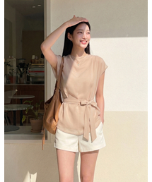 GIEMAR（ジエマル）の「PINTUCK SLEEVELESS APRICOT BEIGE ピンタックスリーブレスアプリコットベージュ（シャツ/ブラウス）」