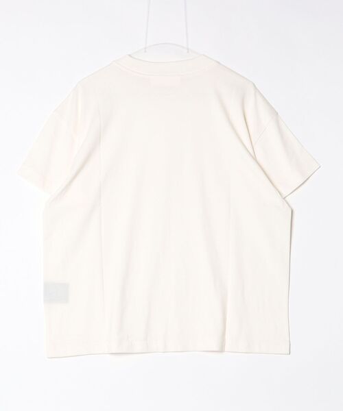 FOG ESSENTIALS(エフオージーエッセンシャルズ)の「フィア オブ ゴッド エッセンシャルズ 【Fear of God ESSENTIALS】 - 半袖Tシャツ【SIGNATURE ESSENTIAL TEE IVORY 125SP264223F】(Tシャツ/カットソー・メンズ・アイボリー・M/S)」の2枚目の写真