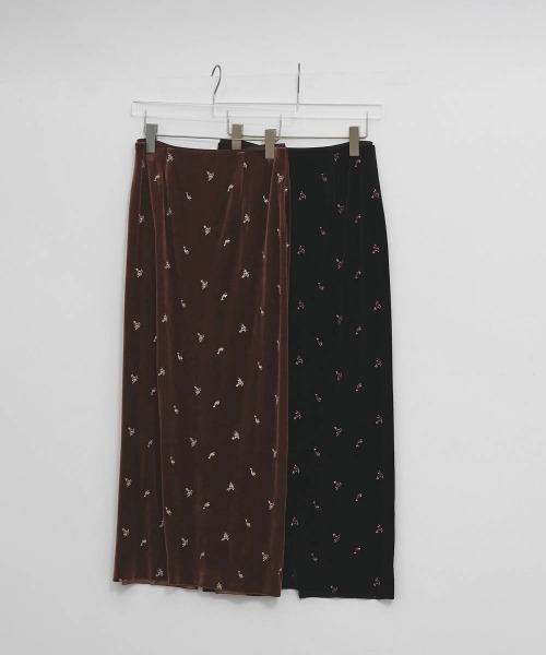TODAYFUL(トゥデイフル)の「【TODAYFUL/トゥデイフル】Petit Flower Velour Skirt/プチフラワーベロアスカート(スカート・レディース・ブラウン/ブラック・36/38)」の12枚目の写真