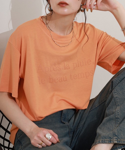 Re:EDIT(リエディ)の「接触冷感とろみロゴTシャツ 半袖(Tシャツ/カットソー・レディース・オレンジ・L/M)」の2枚目の写真