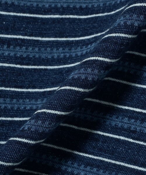 BEAMS PLUS(ビームスプラス)の「Pocket Tee Indigo Stripe(Tシャツ/カットソー・メンズ・ネイビー/サックスブルー・SMALL/LARGE/XX-LARGE/MEDIUM/X-LARGE)」の13枚目の写真