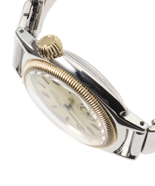 VAGUE WATCH CO.(ヴォーグウォッチカンパニー)の「VAGUE WATCH CO. TAKAHIROMIYASHITA The SoloIst. Coussin BEGINNING L(アナログ腕時計・レディース・シルバー・FREE)」の3枚目の写真
