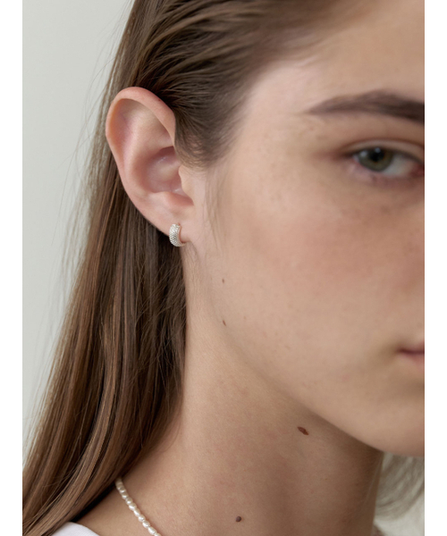LOVE ME MONSTER(ラブミーモンスター)の「Tini Dots Ring Earrings (L253MER080)(ピアス(両耳用)・レディース・ゴールド/シルバー・FREE)」の3枚目の写真