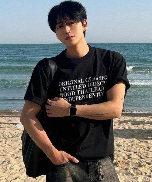 NOWLE（ノウル）の「【NOWLE】リラックスフィット メッセージレタリング 半袖Tシャツ / モダンストリート タイポグラフィ トップス（Tシャツ/カットソー・メンズ・レッド/ブラック・X-LARGE/LARGE/MEDIUM）」の8枚目の写真
