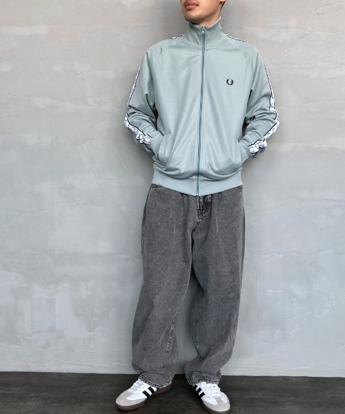 FRED PERRY（フレッドペリー）の「[FRED PERRY/フレッドペリー] トラックジャケット（ジャージ・レディース・ブルー・S）」の3枚目の写真
