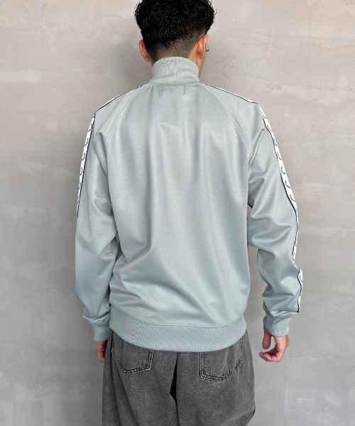 FRED PERRY（フレッドペリー）の「[FRED PERRY/フレッドペリー] トラックジャケット（ジャージ・レディース・ブルー・S）」の16枚目の写真