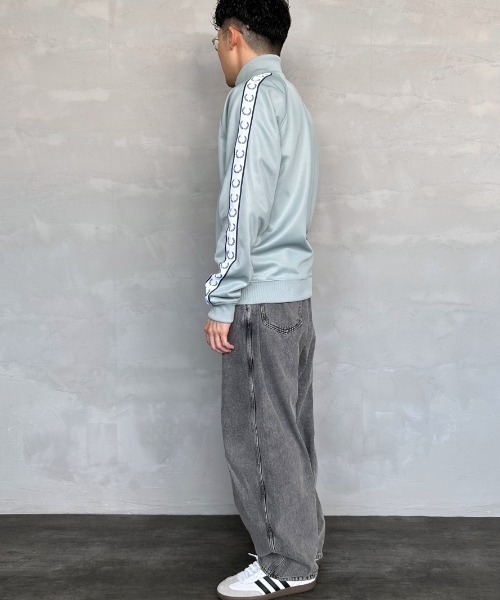 FRED PERRY（フレッドペリー）の「[FRED PERRY/フレッドペリー] トラックジャケット（ジャージ・レディース・ブルー・S）」の18枚目の写真