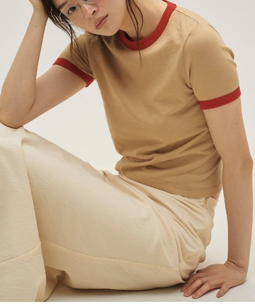 TODAYFUL(トゥデイフル)の「Compact Ringer Tee 12610610(Tシャツ/カットソー・メンズ・ネイビー/ベージュ/オフホワイト/ライトブルー・FREE)」の11枚目の写真