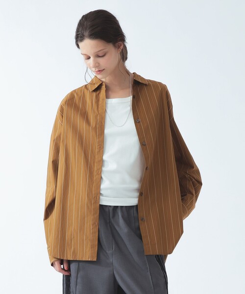 Ray BEAMS(レイビームス)の「ストライプ レギュラーカラー ビッグ シャツ(シャツ/ブラウス・レディース・ブルー/ブラウン・ONE SIZE)」の6枚目の写真