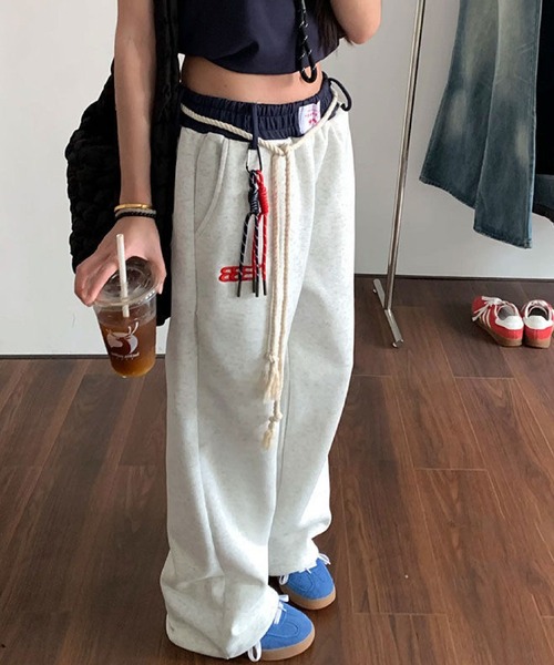 2ly2(トゥーリートゥー)の「ロープベルト付きストリートワイドパンツ(その他パンツ・レディース・ネイビー/ブラック/ライトグレー・FREE)」の8枚目の写真
