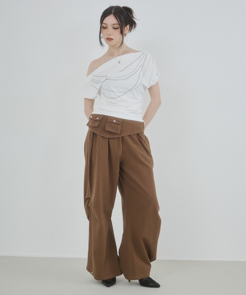 ENVYM（アンビー）の「ベルトタックルーズパンツ（チノパンツ・レディース・カーキ/ブラウン/ブラック・FREE）」の15枚目の写真