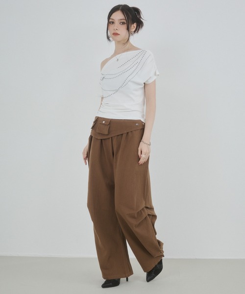 ENVYM（アンビー）の「ベルトタックルーズパンツ（チノパンツ・レディース・カーキ/ブラウン/ブラック・FREE）」の16枚目の写真