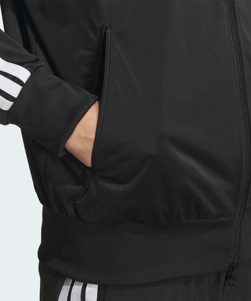 adidas(アディダス)の「スタジアム トリコット ルーズフィット トラックトップ(ジャージ) / アディダス adidas(ジャージ・メンズ・ブラック×ホワイト・XX-LARGE/3XL/LARGE/MEDIUM/SMALL/X-LARGE/X-SMALL)」の4枚目の写真