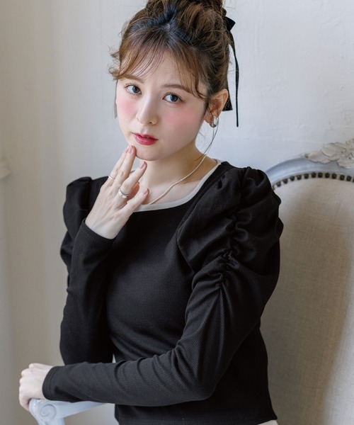 alotta(アロッタ)の「【Corie】配色デザインパワショルダーリブトップス(Tシャツ/カットソー・レディース・ホワイト/ピンク/ブラック・M/L)」の3枚目の写真