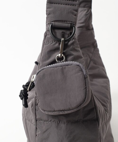 BEAMS HEART(ビームスハート)の「ポケット ショルダーバッグ(トートバッグ・メンズ・ブラック/チャコールグレー・ONE SIZE)」の10枚目の写真