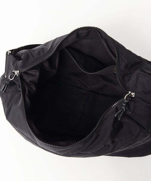 BEAMS HEART(ビームスハート)の「ポケット ショルダーバッグ(トートバッグ・メンズ・ブラック/チャコールグレー・ONE SIZE)」の17枚目の写真