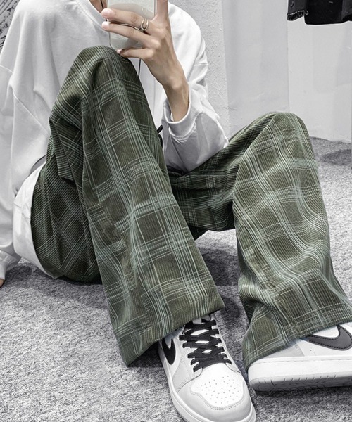 KELVIN(ケルヴァン)の「Grid Check Wide Pants グリッドチェックワイドパンツ(その他パンツ・メンズ・ブラック/カーキ・MEDIUM/LARGE)」の8枚目の写真