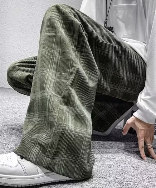 KELVIN(ケルヴァン)の「Grid Check Wide Pants グリッドチェックワイドパンツ(その他パンツ・メンズ・ブラック/カーキ・MEDIUM/LARGE)」の9枚目の写真