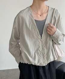 レイヤード風ハーフジップトップス