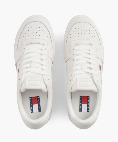tommy jeans（トミー ジーンズ）の「ARCHIVE '98 MAX（スニーカー・レディース・ホワイト・23.5cm/23cm/24.5cm/24cm）」の2枚目の写真