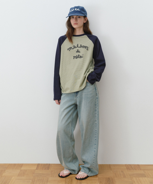 ROLAROLA(ロラロラ)の「WIDE DENIM PANTS LIGHT BLUE(スラックス・レディース・ライトブルー・SMALL/MEDIUM)」の2枚目の写真