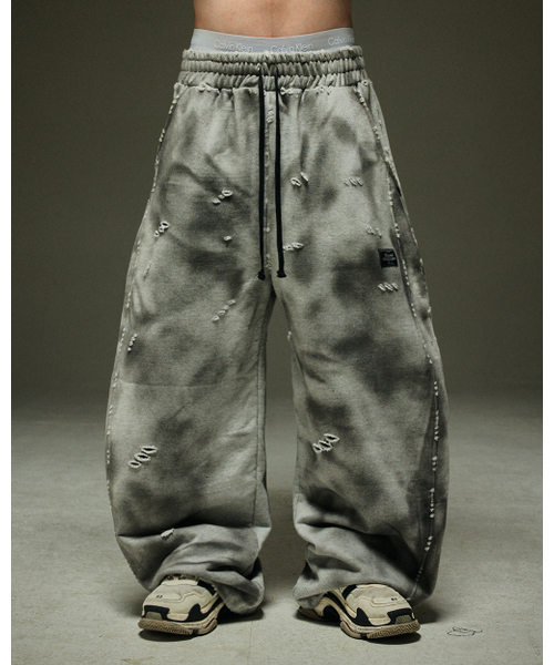 MWOONG(ムン)の「Destroyed P dusty gray B(スウェットパンツ・レディース・その他・FREE)」の2枚目の写真