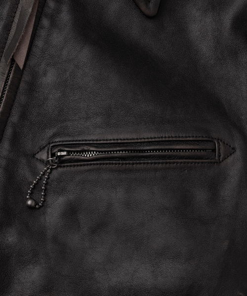 OUTSTANDING(アウトスタンディング)の「LEATHER SPORTS JACKET_VINTAGE BLACK(ライダースジャケット・メンズ・その他・SMALL/MEDIUM/LARGE)」の7枚目の写真