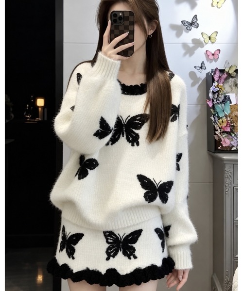 FUNdaysion（ファンデイション）の「バタフライ柄シャギーニットセットアップ（セットアップ・レディース・ブラック/ホワイト・M）」の16枚目の写真