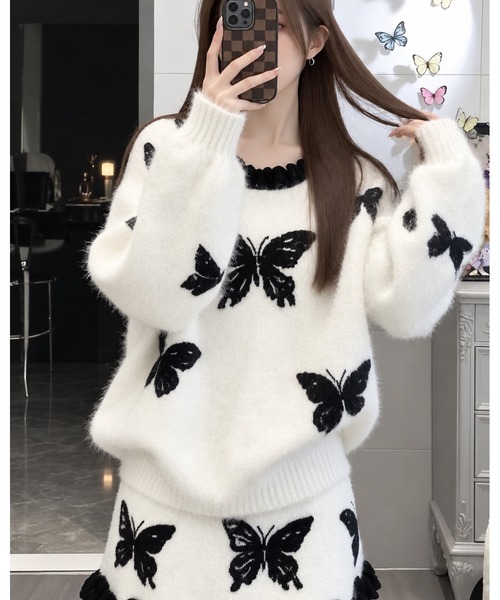 FUNdaysion（ファンデイション）の「バタフライ柄シャギーニットセットアップ（セットアップ・レディース・ブラック/ホワイト・M）」の18枚目の写真
