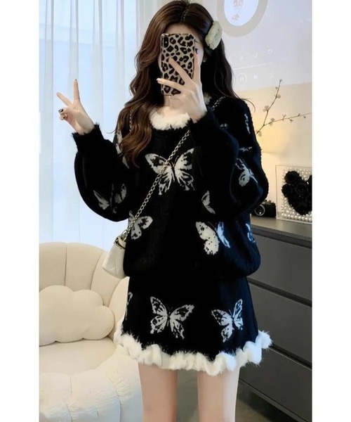 FUNdaysion（ファンデイション）の「バタフライ柄シャギーニットセットアップ（セットアップ・レディース・ブラック/ホワイト・M）」の10枚目の写真
