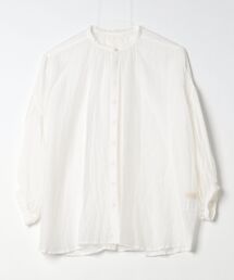 puff-sleeve blouse