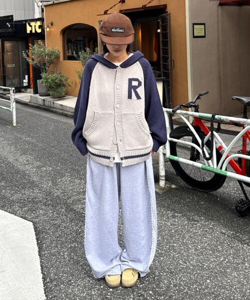 CIAOPANIC TYPY(チャオパニックティピー)の「【UNISEX】ラグランフードニットカーディガン(ニット/セーター・レディース・パープル/ネイビー/ブラウン/グレー/グリーン・MEDIUM/LARGE)」の6枚目の写真