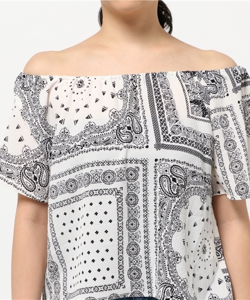 VENCEEXCHANGE(ヴァンスエクスチェンジ)の「フレアオフショルトップス(Tシャツ/カットソー・レディース・ホワイト/オフホワイト/ブルー/その他35/ブラック・MEDIUM)」の9枚目の写真