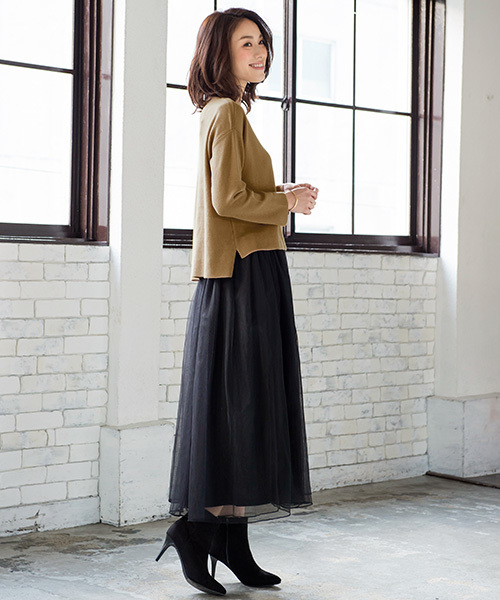 Pierrot（ピエロ）の「ミラノリブ編み ボートネック ニットプルオーバー（ニット/セーター・レディース・ベージュ/アイボリー/ブラック/カーキ/杢グレー/インディゴブルー・L/M）」の12枚目の写真