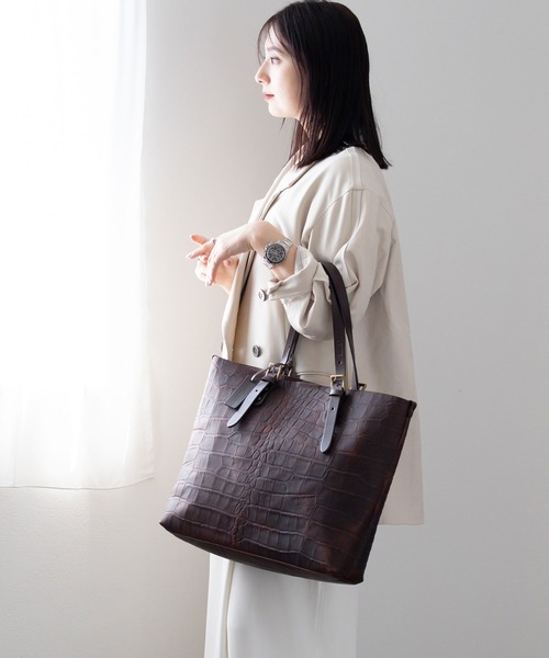 HALEINE(アレンヌ)の「牛革レザートートバッグ(トートバッグ・メンズ・ブラック/ネイビー/オレンジ/ダークブラウン/キャメル/ブラウン/レッド系その他/ブラウン系その他/ブルー系その他/グリーン系その他/ブラック系その他・FREE)」の16枚目の写真