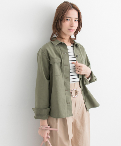 URBAN RESEARCH（アーバンリサーチ）の「パーカー付シャツジャケット（ミリタリージャケット・レディース・カーキ/ベージュ・FREE）」の6枚目の写真