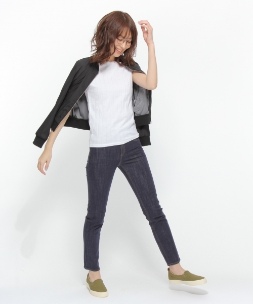 LAKOLE(ラコレ)の「【吸水速乾】ワイドリブノースリーブトップス / LAKOLE(タンクトップ・レディース・ブラック/アイボリー/カーキ/ホワイト/グレー・MEDIUM/SMALL/LARGE)」の9枚目の写真