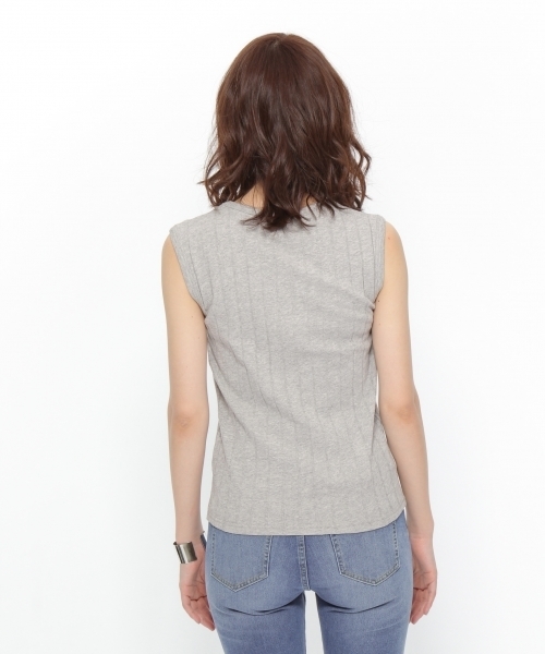 LAKOLE(ラコレ)の「【吸水速乾】ワイドリブノースリーブトップス / LAKOLE(タンクトップ・レディース・ブラック/アイボリー/カーキ/ホワイト/グレー・MEDIUM/SMALL/LARGE)」の15枚目の写真