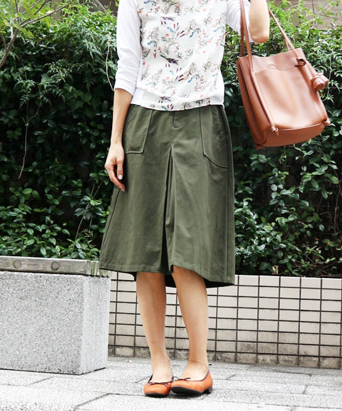 Lilou＆Lily（リルアンドリリー）の「【Lilou＆Lily/リルアンドリリー】 salle de bal別注チノベイカースカート（スカート・レディース・オリーブ/チャコール・38/36）」の16枚目の写真