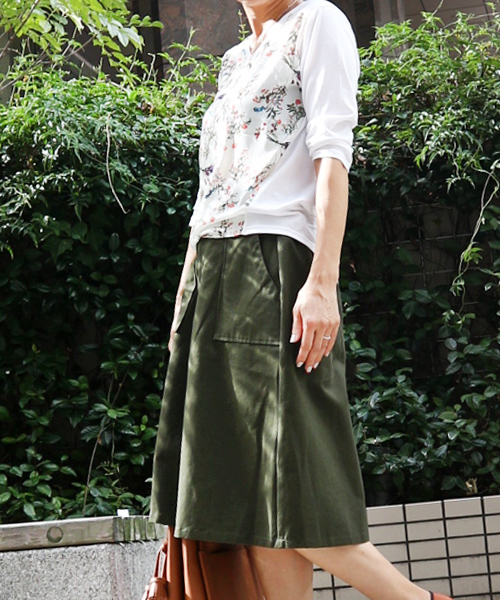 Lilou＆Lily（リルアンドリリー）の「【Lilou＆Lily/リルアンドリリー】 salle de bal別注チノベイカースカート（スカート・レディース・オリーブ/チャコール・38/36）」の15枚目の写真