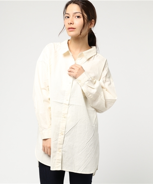 earth music&ecology（アースミュージックアンドエコロジー）の「・タイプライターBIGシャツ（シャツ/ブラウス・レディース・アイボリー/ベージュ/ネイビー/ストライプ・FREE）」の2枚目の写真