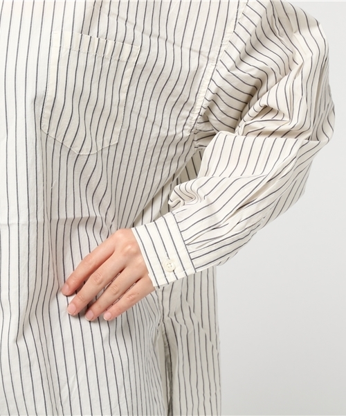 earth music&ecology（アースミュージックアンドエコロジー）の「・タイプライターBIGシャツ（シャツ/ブラウス・レディース・アイボリー/ベージュ/ネイビー/ストライプ・FREE）」の6枚目の写真